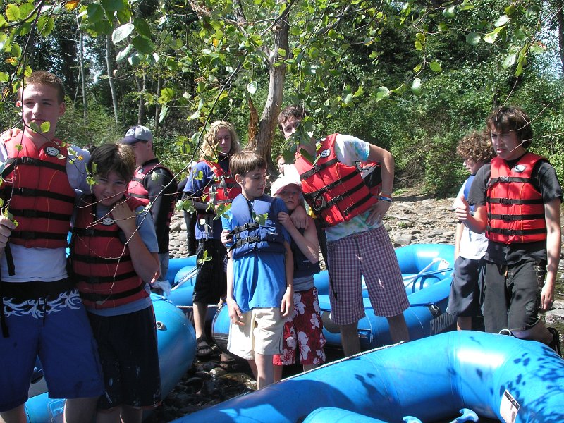 Whitewater rafting - golf trip 2008 068.jpg